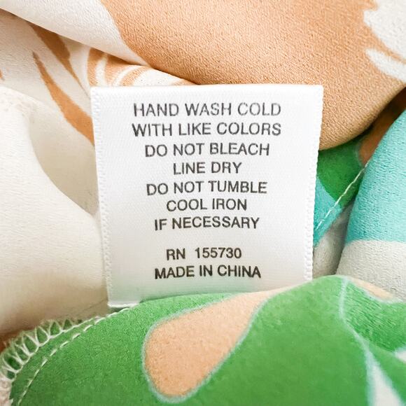 Rose + Olive Top 2X Womens Plus Size Artsy Floral Button Up Blouse Flowy Boho - Picture 6 of 6